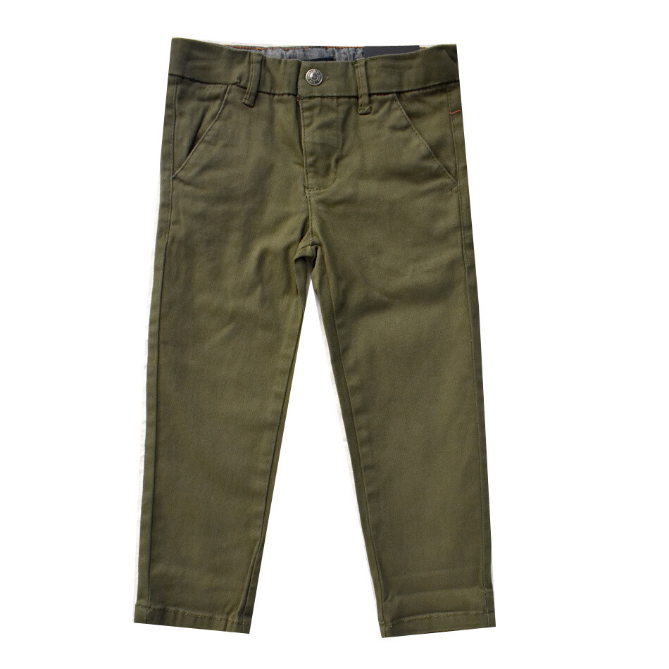 Pantalón de twill verde obscuro con cinturón ajustable