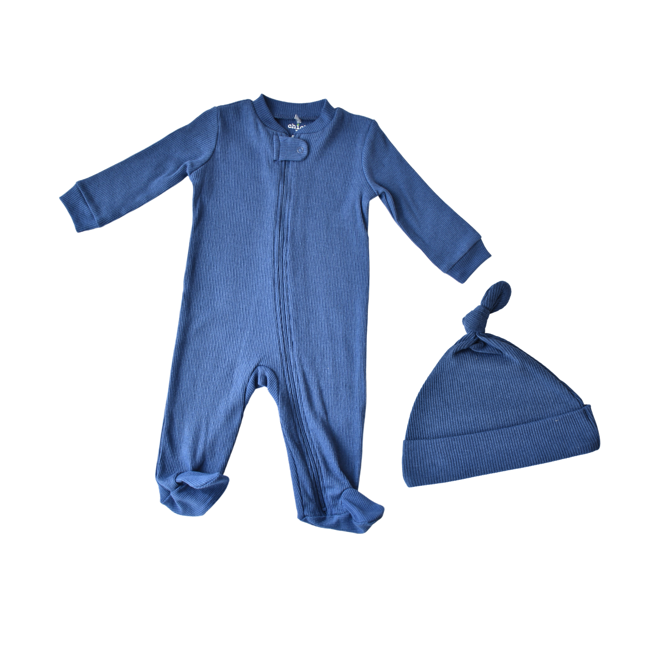 Chick Pea Pijama con pies con zipper y gorra azul