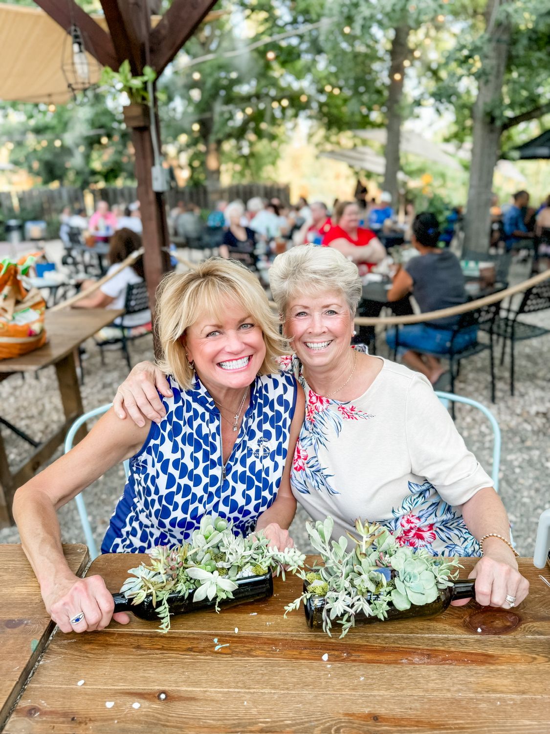 Plant &amp; Sip Succulent Wine Bottle Workshop &amp; Live Music 10/24 6pm