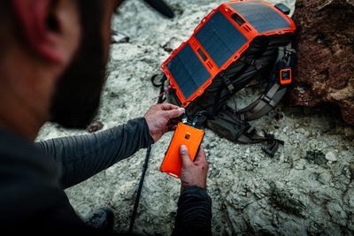 Dark Energy Spectre Solar Panel 18W لوح شمسي سبيكتر 18 واط