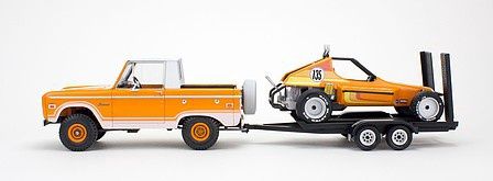 Bronco Half Cab Sandman II w/Dune Buggy and Trailer Plastic Model Kit