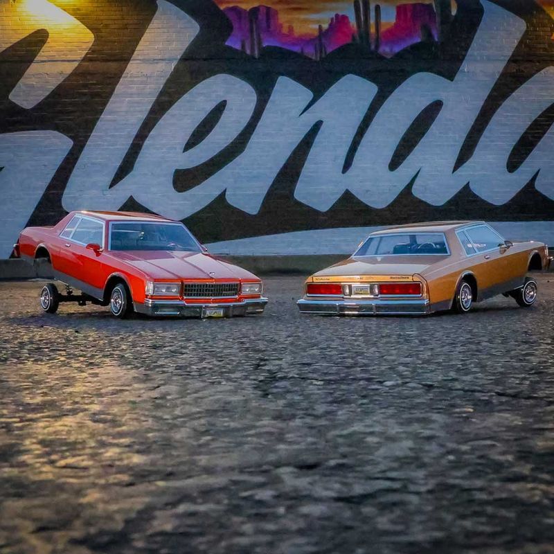 Caprice Classic RC Car - 1:10 1987 Chevrolet Caprice Classic Hopping Lowrider