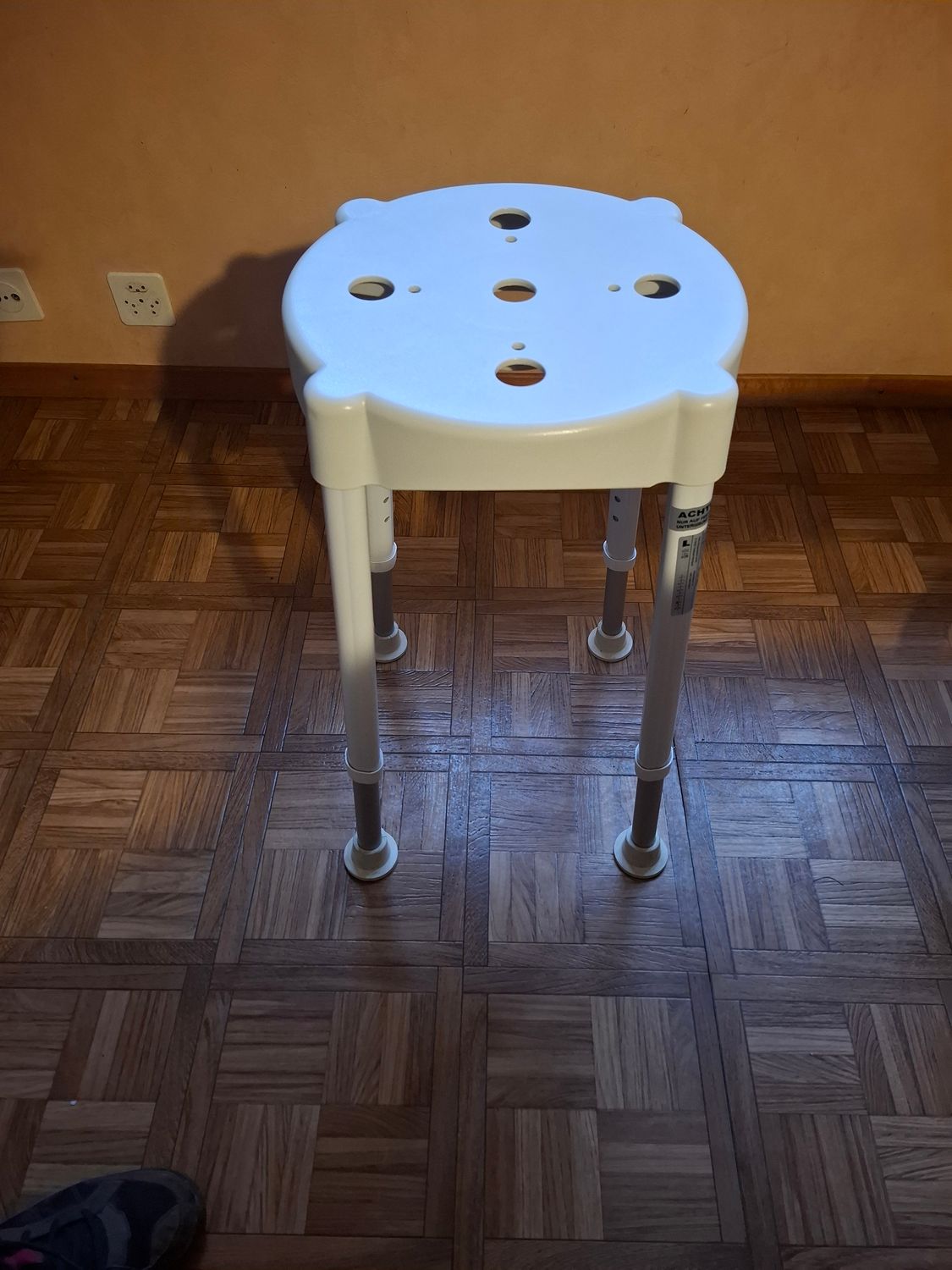 Tabouret de douche réglable en hauteur