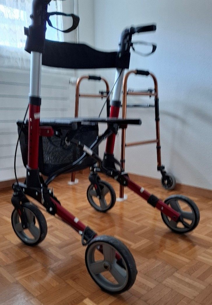 Rollator rouge