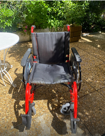 Fauteuil roulant pliable