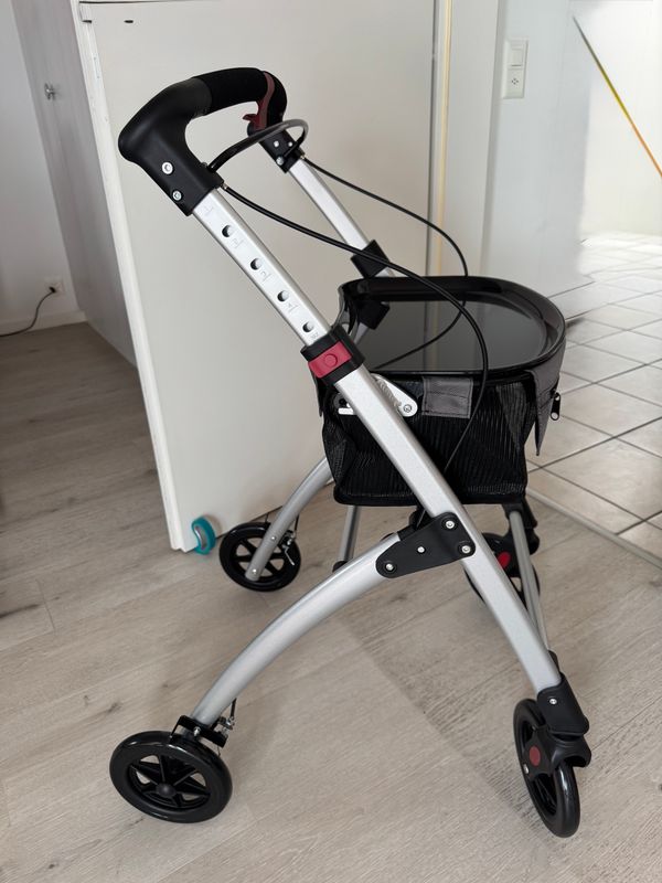 Rollator d'intérieur Rollator d'intérieur