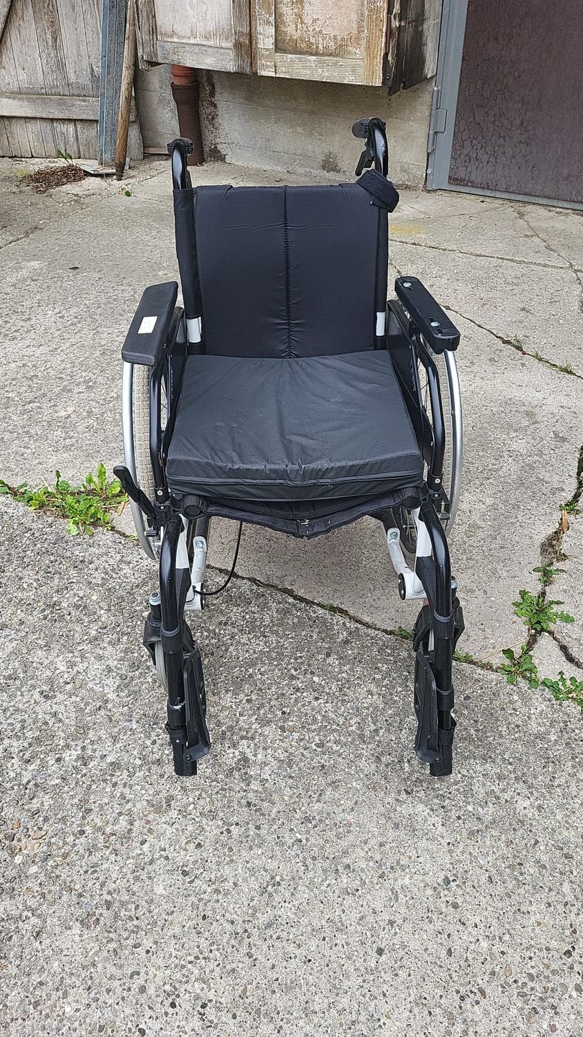 Fauteuil roulant Dietz Caneo