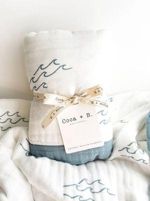 Surfer Wave Organic Bamboo Blanket