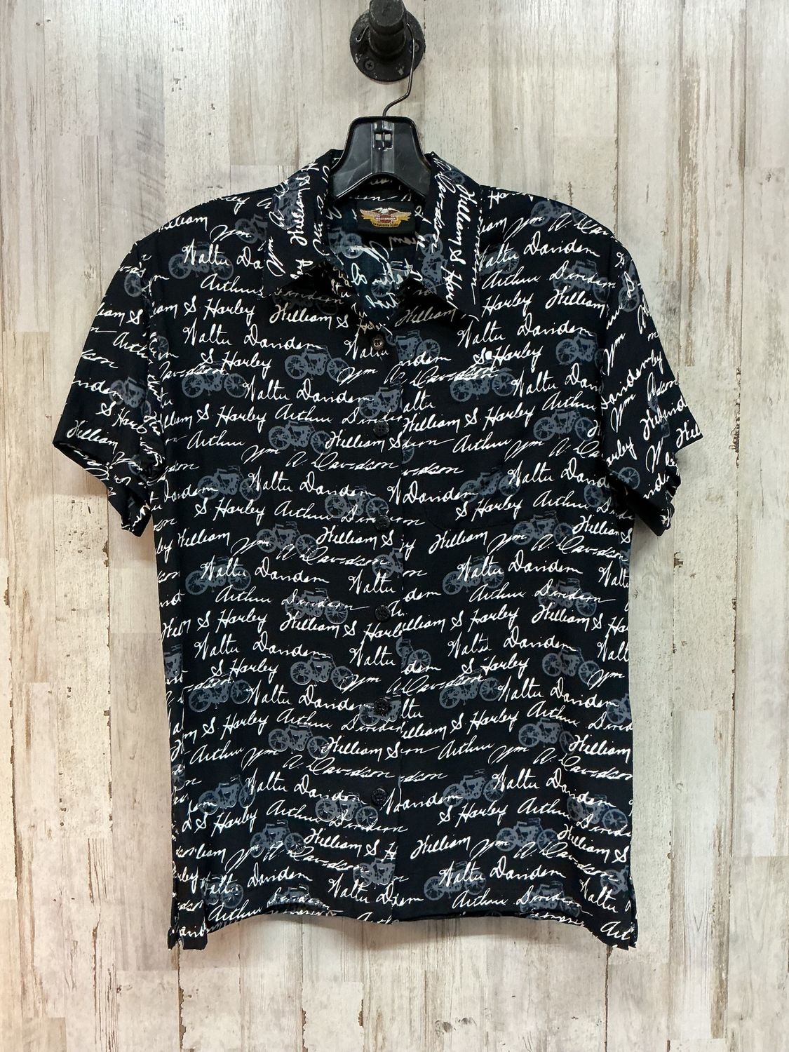 11112 HD Women's Navy Harley Scripted Button Up Shirt, Size: XS