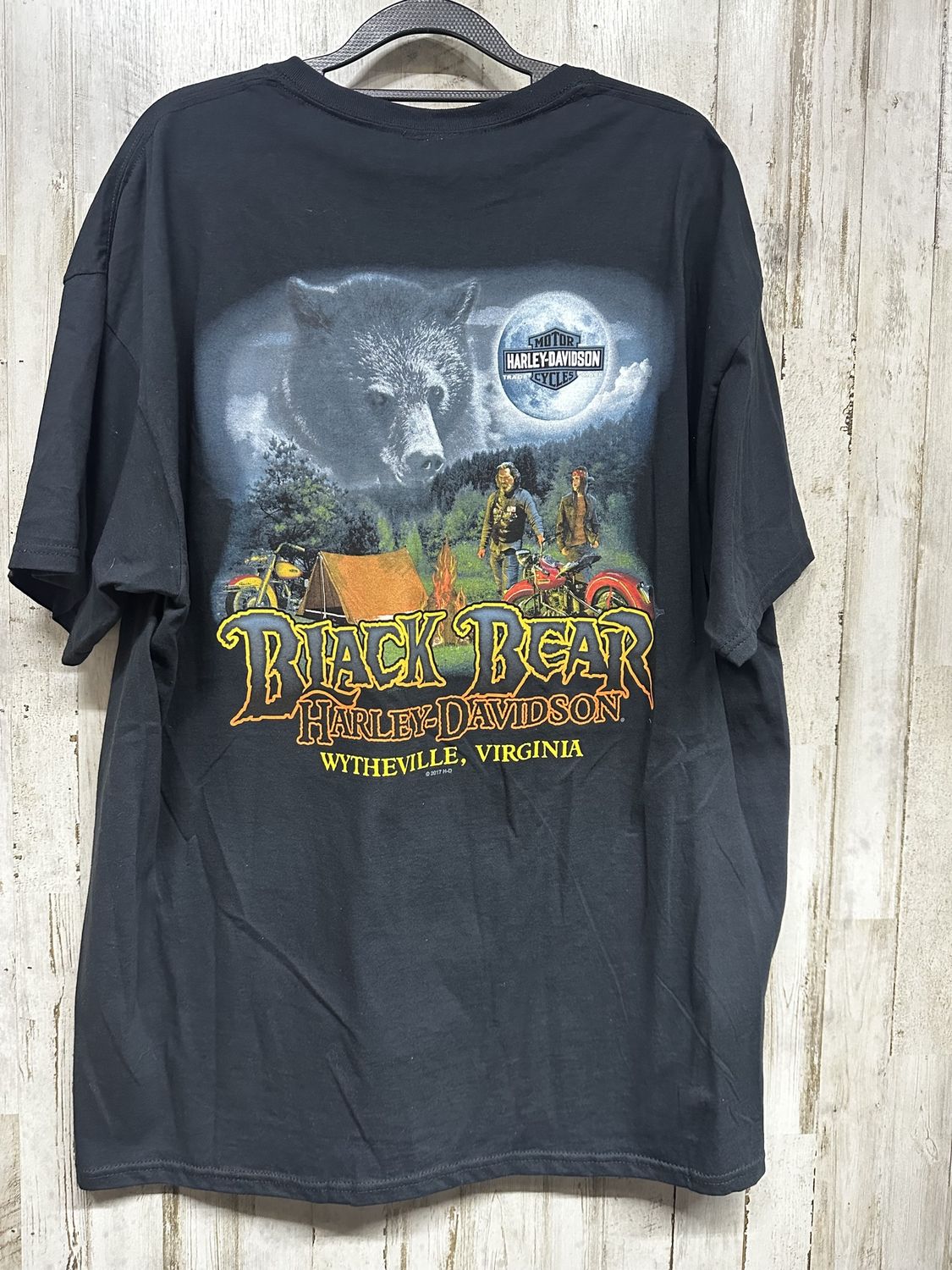 10001 HD Men's BNWT Black W/ Black Bear Short Sleeve T-Shirt XL