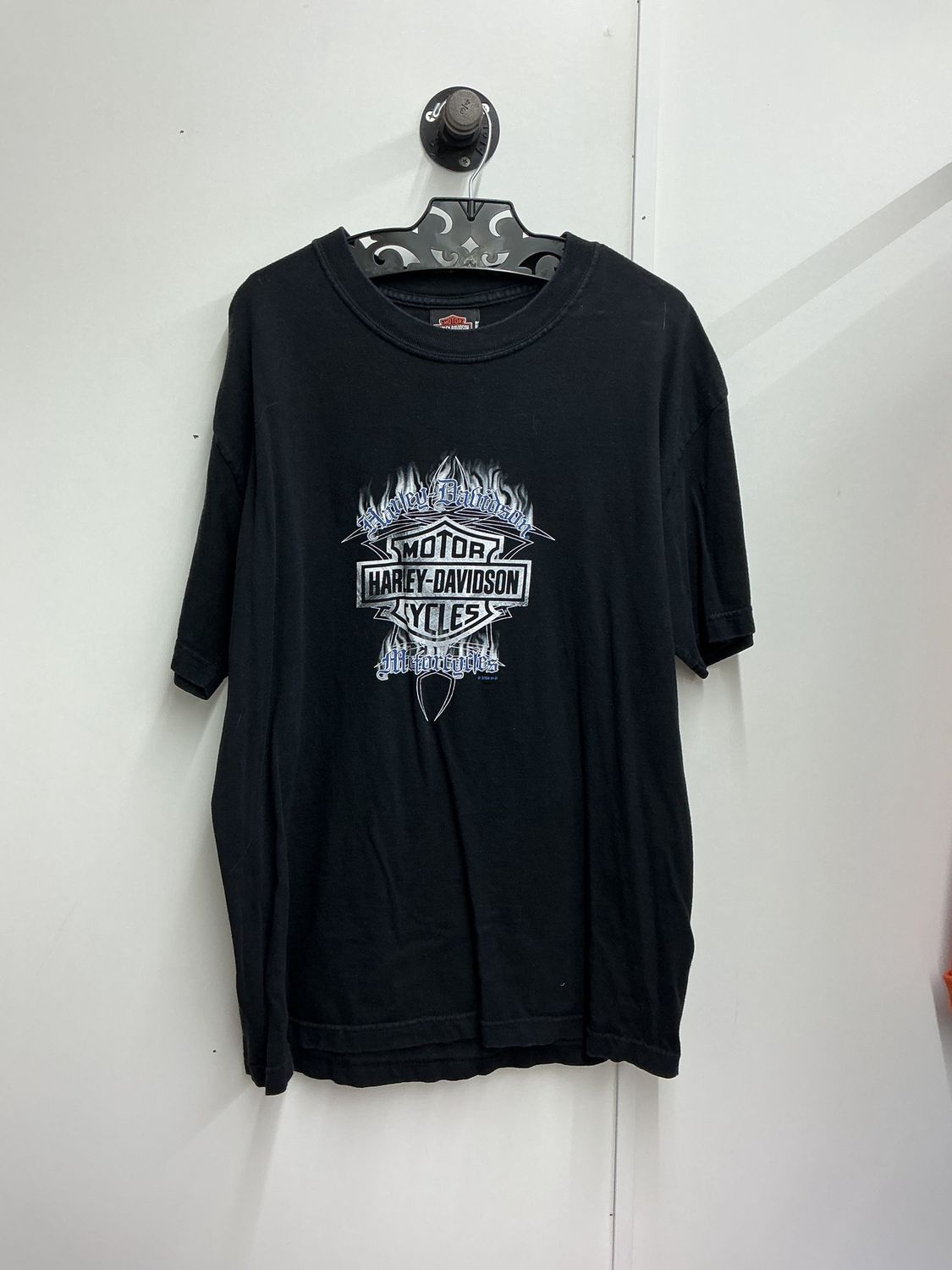 10223 HD Men's Black W/ White B&amp;S Tilly's Statesville NC T-shirt  Large