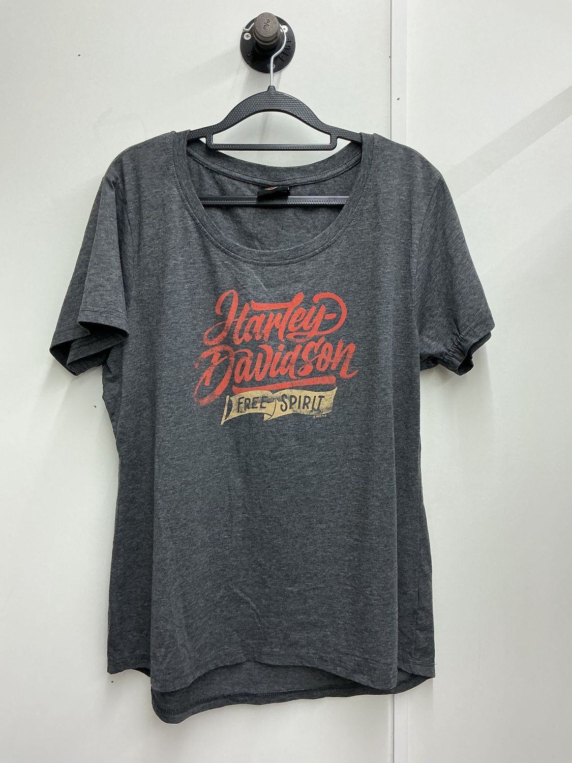 10001 HD Women's Dark Grey W/ Orange HD Bear Tooth Billings MT T-Shirt 2XL