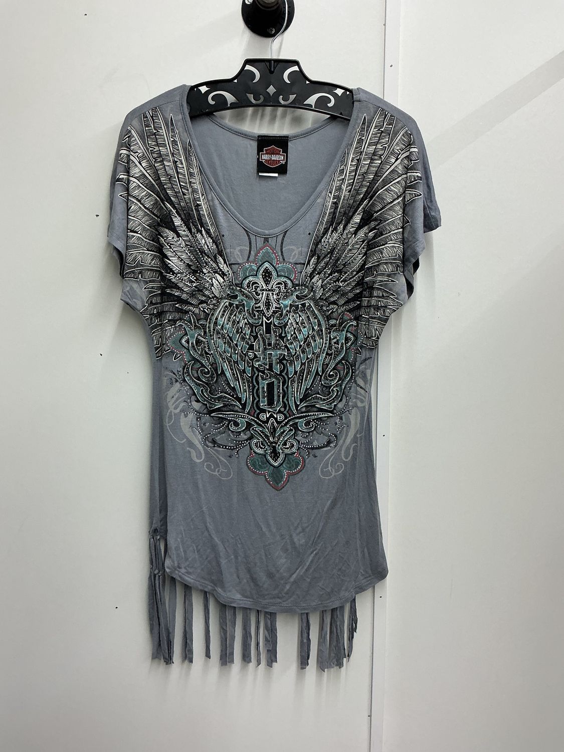 10225 HD Women's Grey W/ Blue Bling Feathers Fringe Bottom V-Neck SS Small