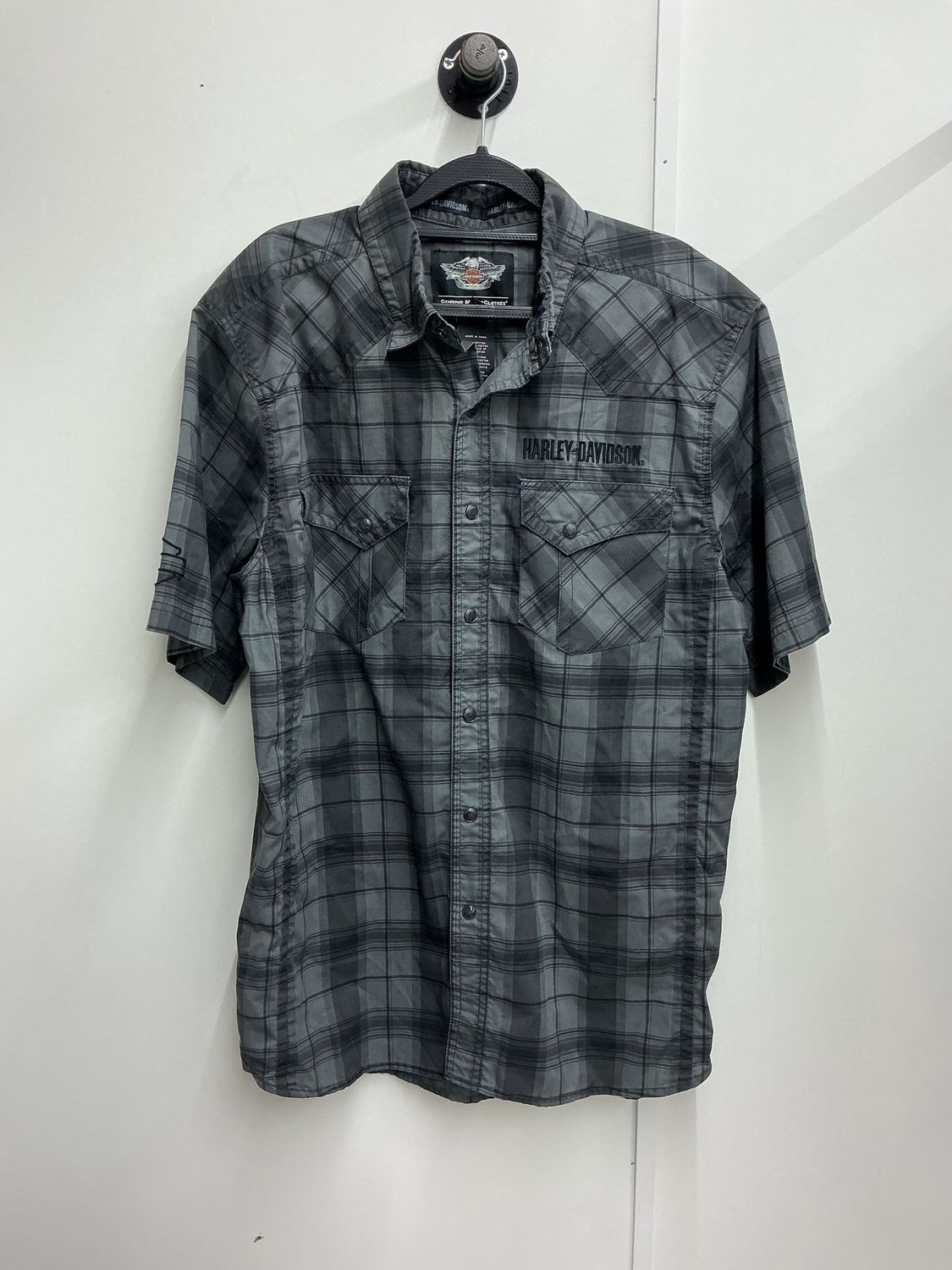 10225 HD Men's Grey Plaid EMB HD Button Up Short Sleeve Large