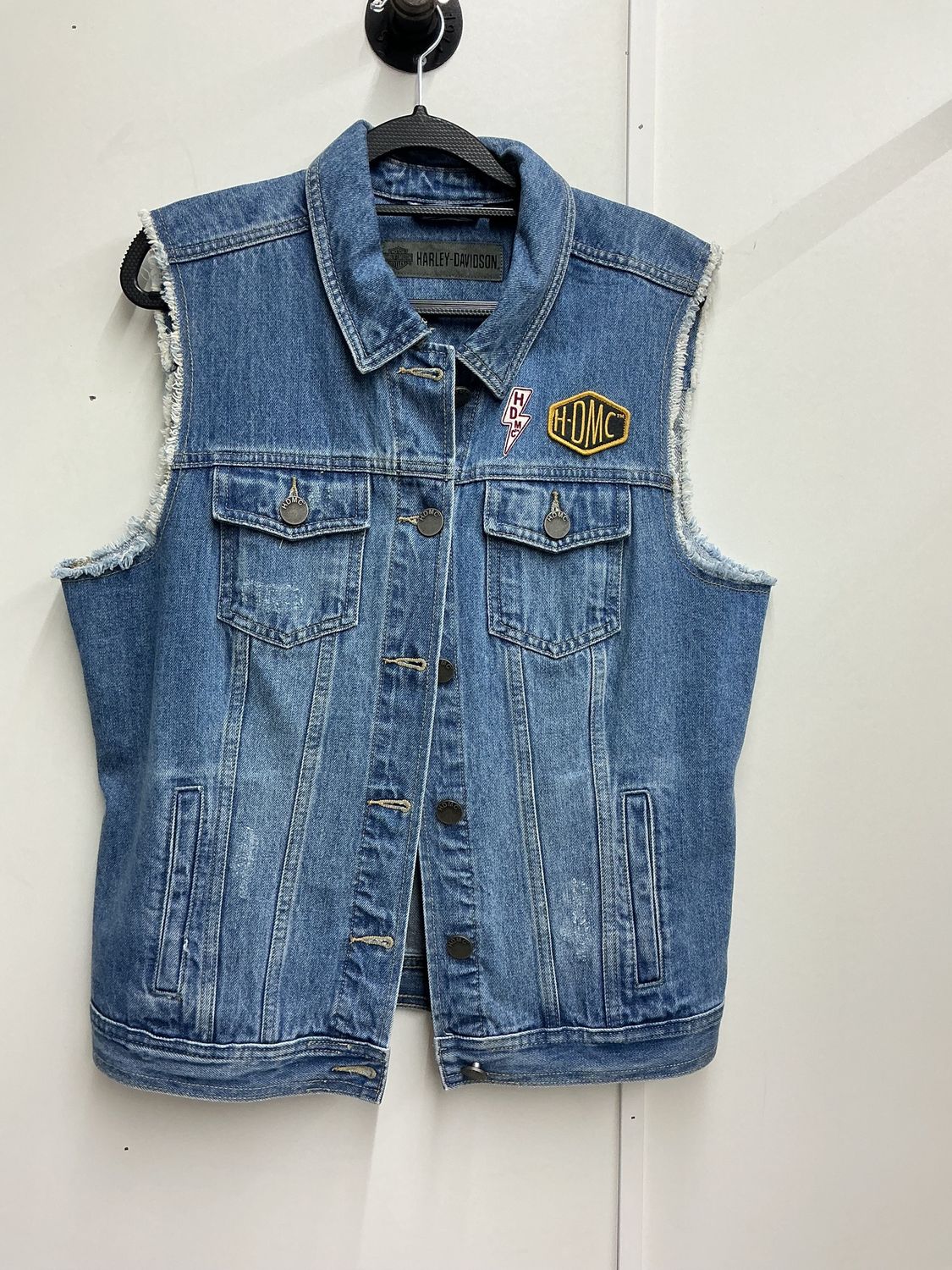 10001  HD Women's Blue Denim HDMC Skull Milwaukee Metal Vest Size Large