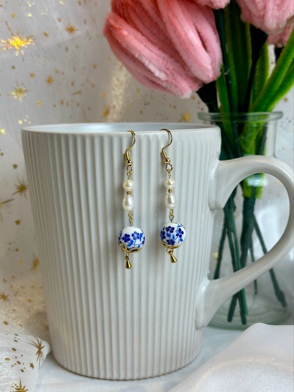 Boucles d’oreilles « Porcelaine nacrée »
