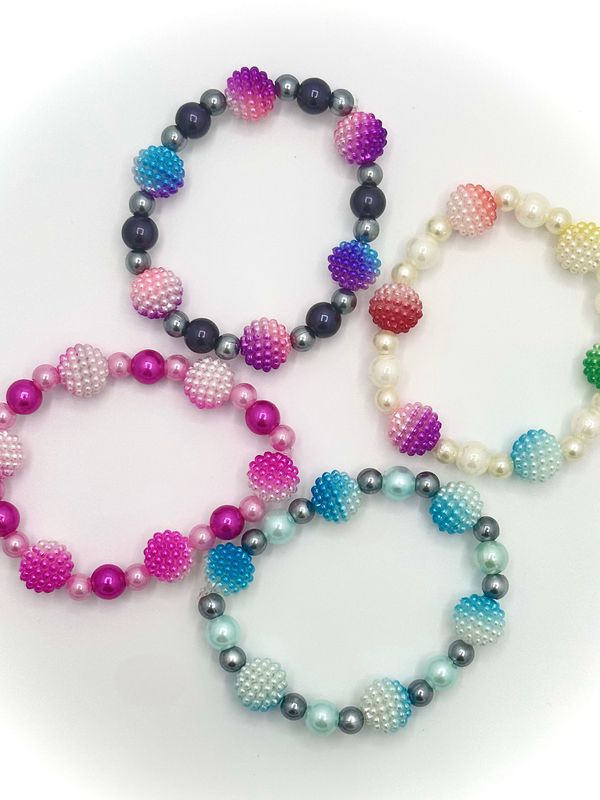 Bracelets &quot;Berries&quot;