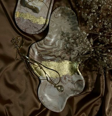 Luksusowa taca dekoracyjna duża Flame Brąz-Krem ze złotym detalem Luksusowa taca dekoracyjna duża Flame Brąz-Krem ze złotym detalem