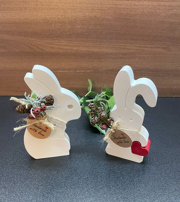 Osterhasen 2 er Set mit rotem Herz