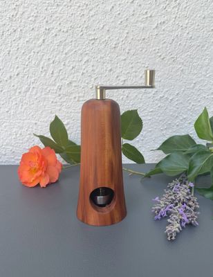 Muskatmühle Zwetschge Muskatmühle Zwetschge