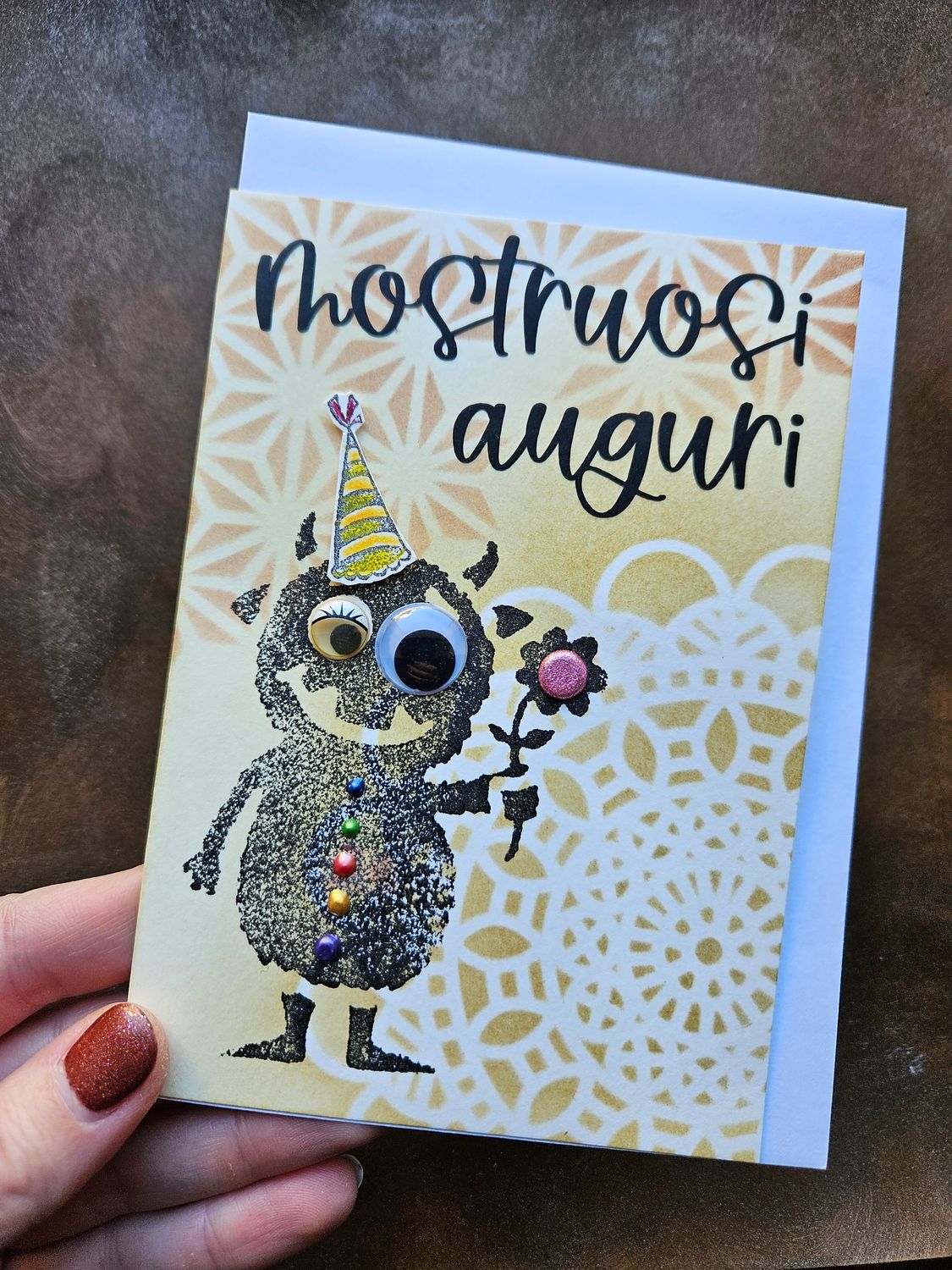 Mostruosi auguri giallo