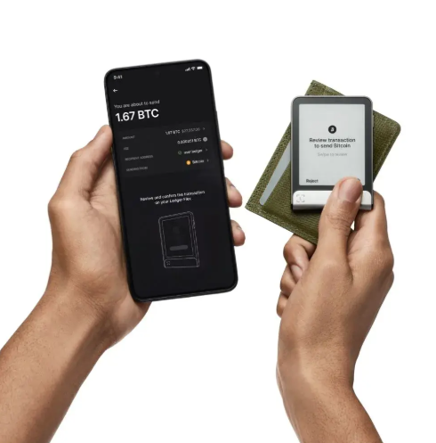 Ledger Flex