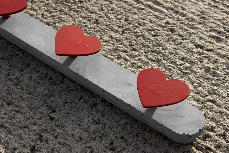 Wieszak betonowy - Heart