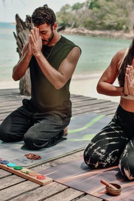 MEDITATION ESSENTIALS