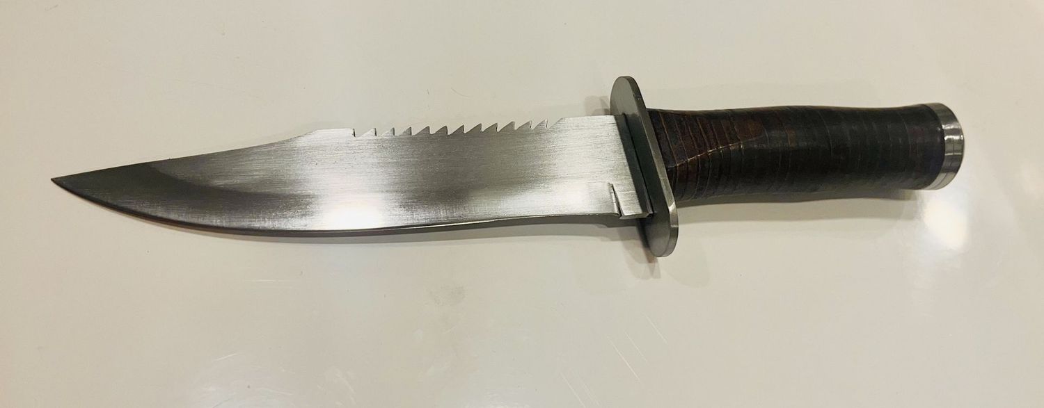 R2 Survival Knife R2 Survival Knife