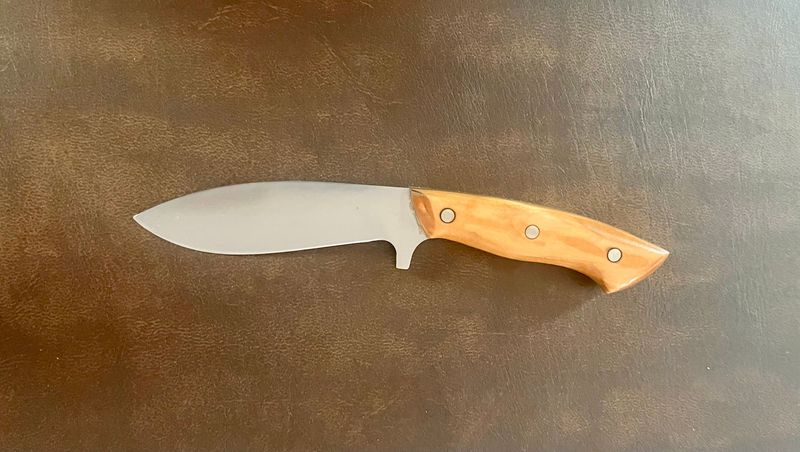 Yellow Maple Skinning Blade Yellow Maple Skinning Blade