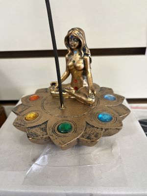 Yoga Figure with Seven Chakras Round Incense Brnr