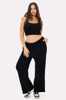 Clothing & Lounge