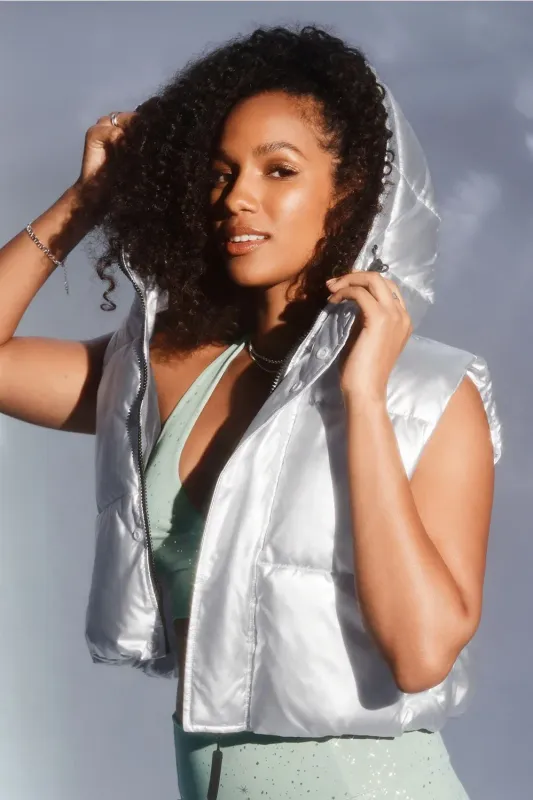 Essential Cropped Hooded Puffer Vest