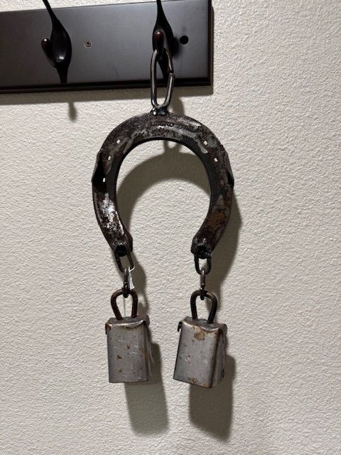 Horseshoe Door Chime