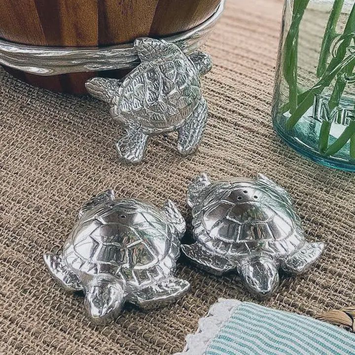 Sea Turtle Salt and Pepper Set