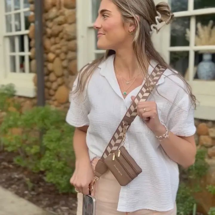 Clip &amp; Go Crossbody Strap W/Zippered Pouch  Brown/Cream Chevron