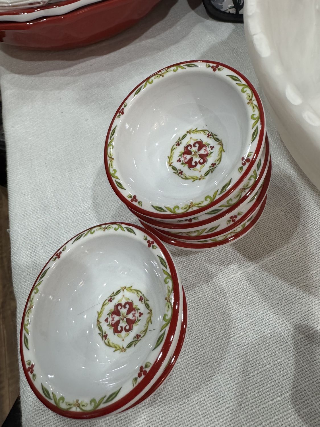 LeCadeaux Mini Round Bowls Vischio Design