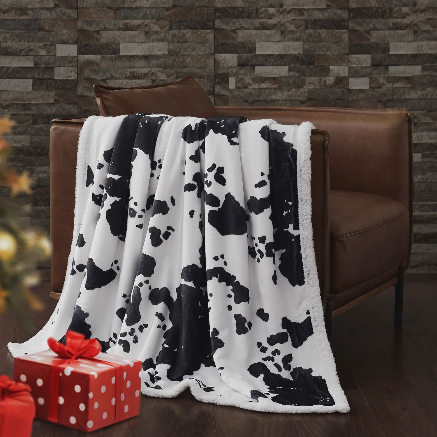 HE Elsa Cowhide Campfire Sherpa Blk  Cow Throw