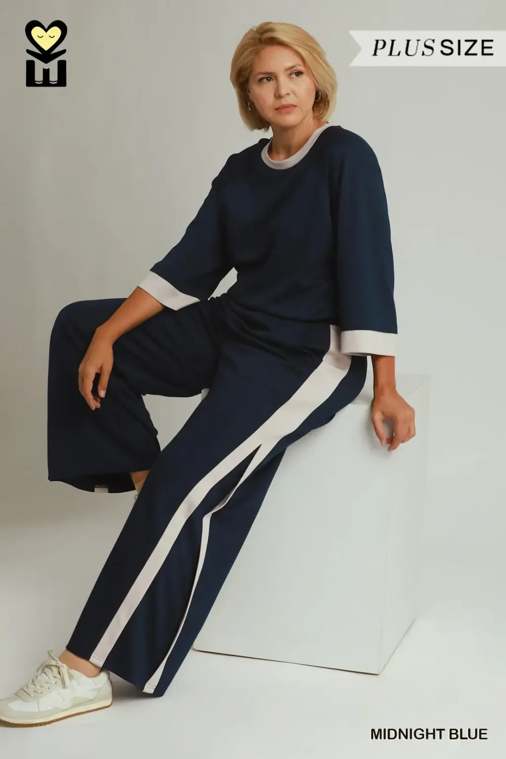 LUXEKNIT Colorblock Crewneck Raglan Sleeve Set Plus