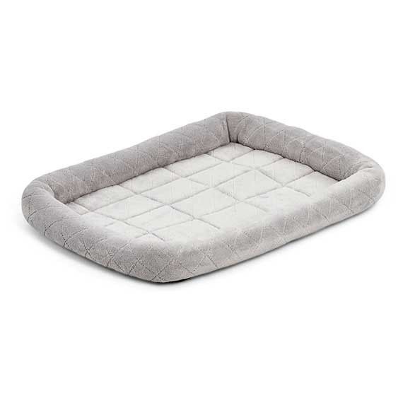 QUIET TIME DIAMOND STITCH BED W/ ELASTIC BANDS, Size: 24 in
