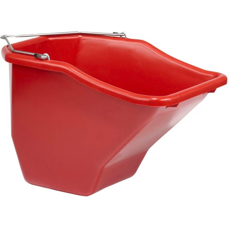 LITTLE GIANT PLASTIC FLAT BACK BETTER BUCKET, Color: Red