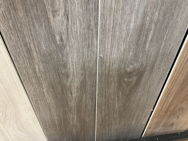 Multitone gray
