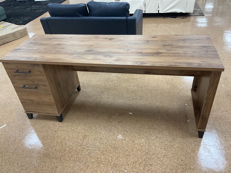 Bush furniture desk