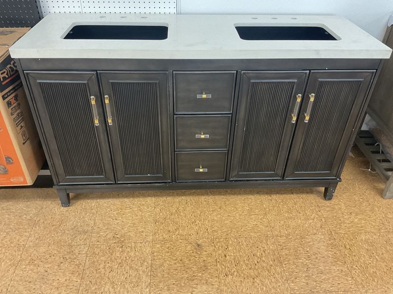 Dark brown double vanity w/top