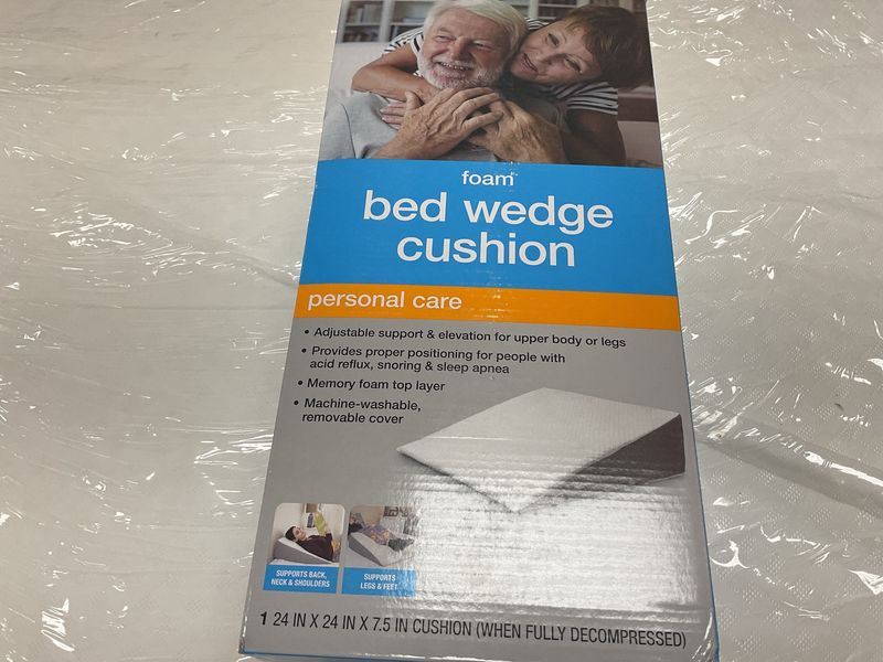 Wedge cushion