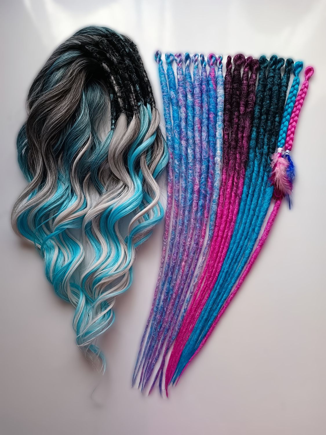 Mixed set of DE Monasi curls and SE crochet smooth dreads
