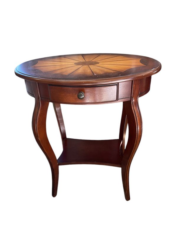 Oval Accent Table with Decorative Top