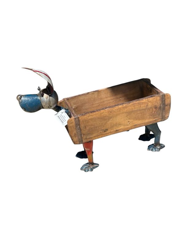 Dog Planter Iron Wooden Mold