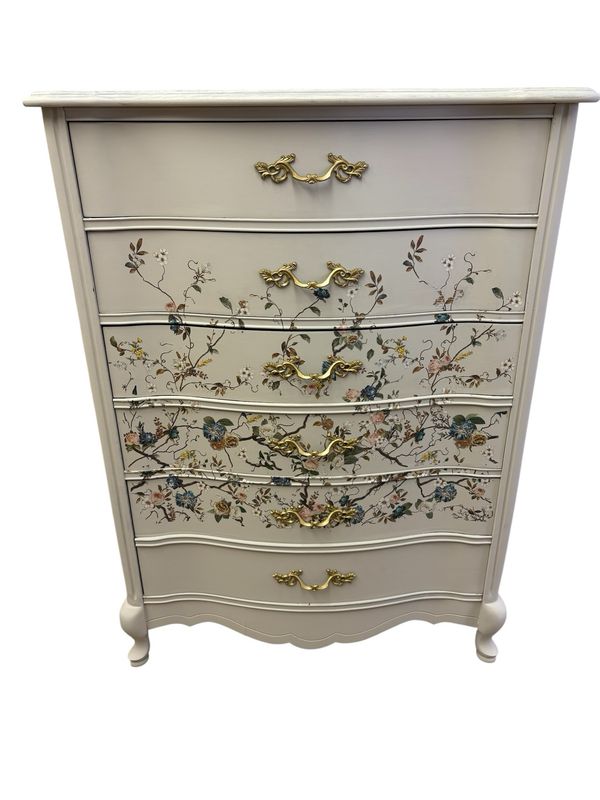 White Chest W/ Blue Ivy Transfer
