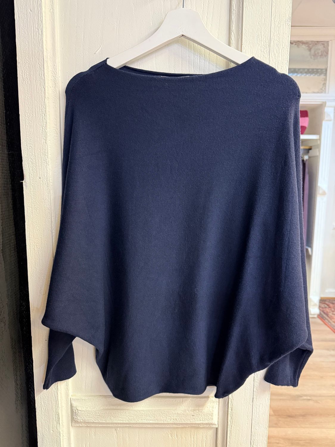 Pull donkerblauw BLACK Rose